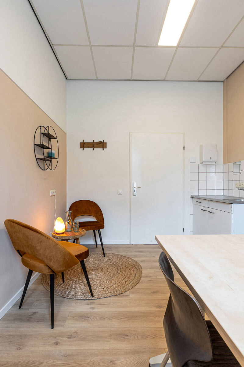 Room 3, view of the coaching room