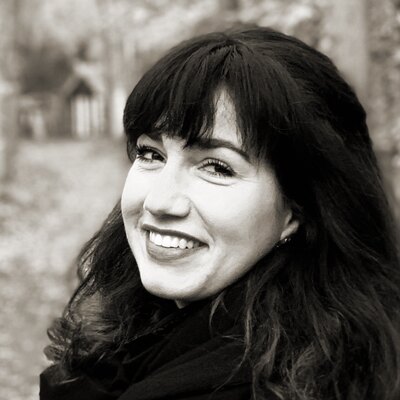 Anne van Haaster, Connected Therapie